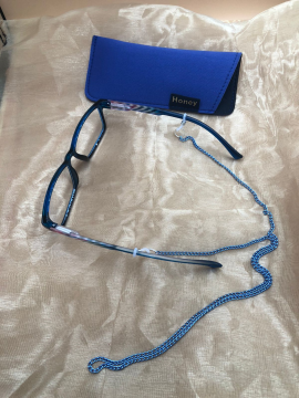 Glasses chain